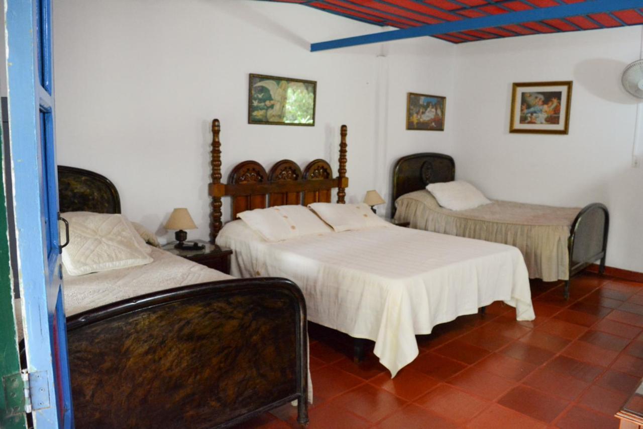 Finca La Colina * Calarca