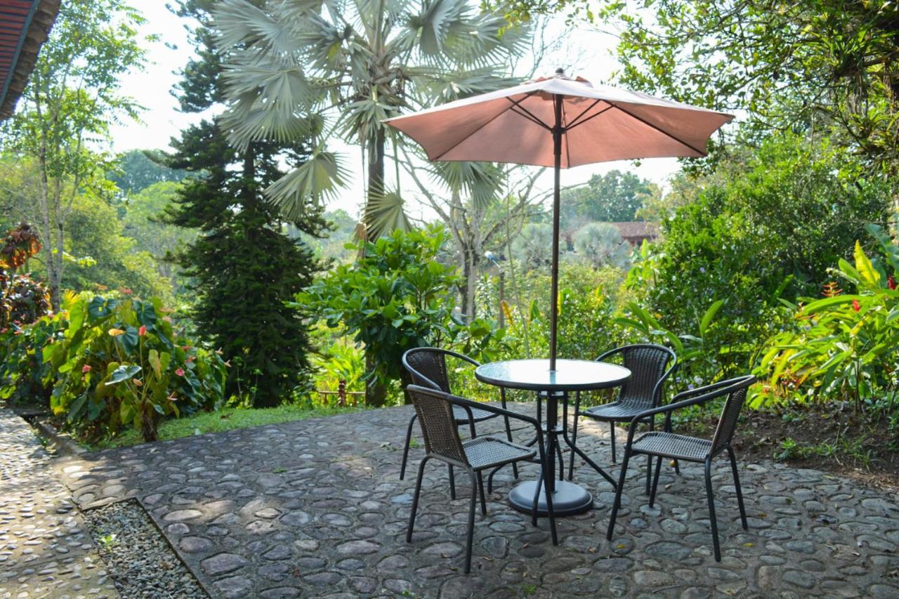 Finca La Colina * Calarca
